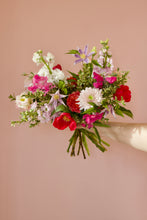 Load image into Gallery viewer, Flower School- Basic Floral Design
