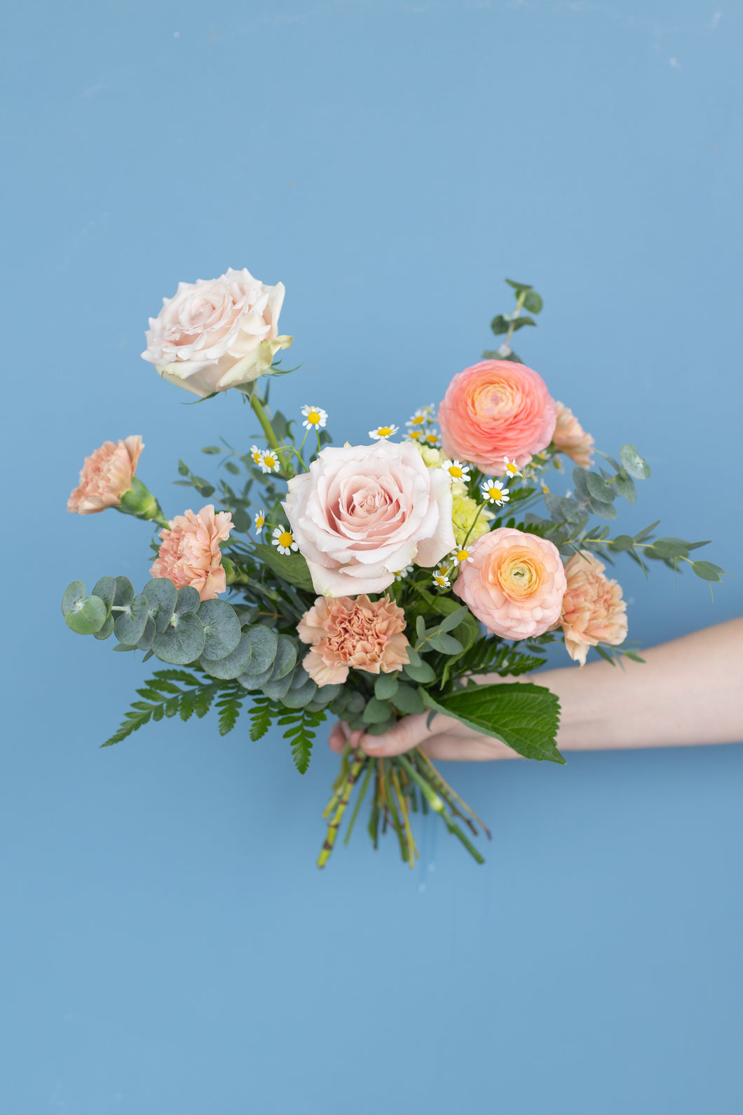 Medium Hand-tied Bouquet