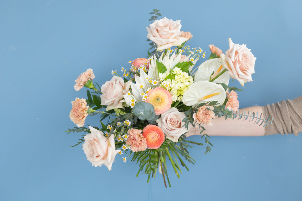 Deluxe Hand-tied Bouquet