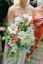 Load image into Gallery viewer, Flower School - Wedding Flower Intensive
