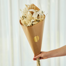 Load image into Gallery viewer, Dried Flowers Field Bouquet Exclusive - White
