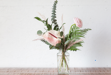 Load image into Gallery viewer, Fresh Bud Vase

