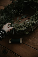 Load image into Gallery viewer, Kids DIY Wreath Kit
